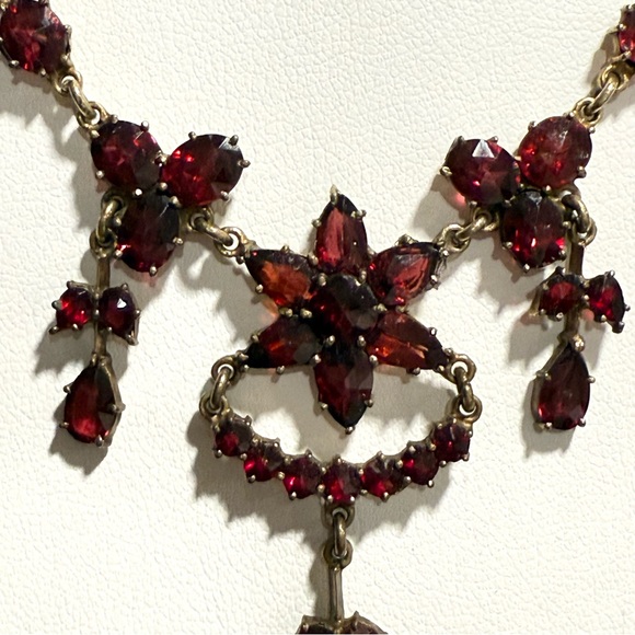 Vintage Red Garnet Bohemian Necklace & Screwback Earrings Set Victorian Revival - Picture 3 of 16